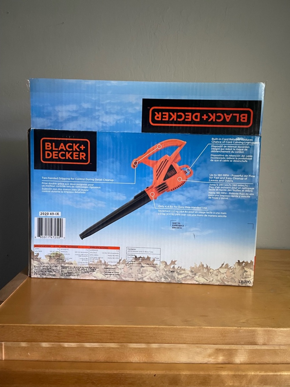 Black & Decker Orange and Black Corded Handheld Leaf Blower - Picture 5 of 7